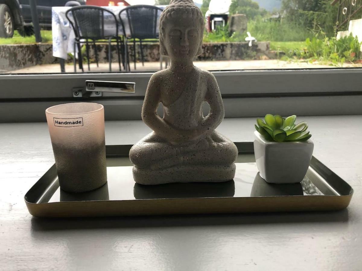 Vik  Auregarden - A Rustique Oasis Just A Blink Away From Town Centre 아파트 외부 사진